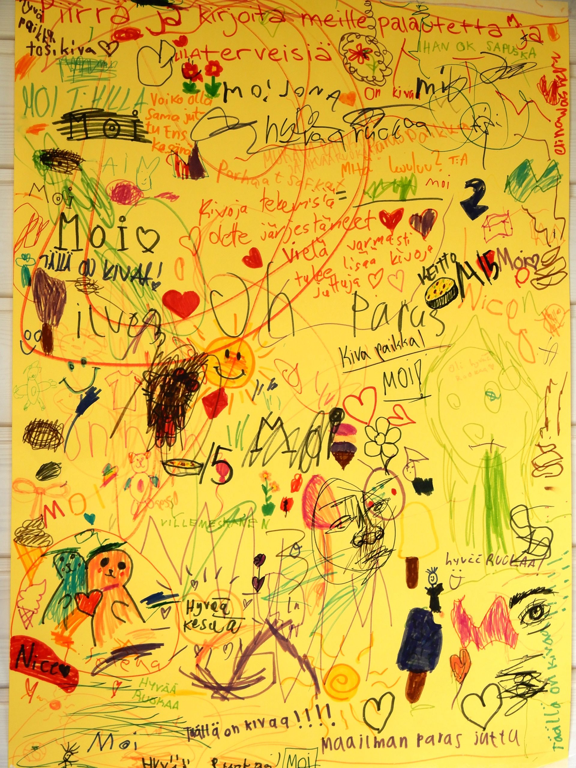 LAPSI JA PERHEMYÖNTEINEN YLÖJÄRVI – PUISTORUOKAILU